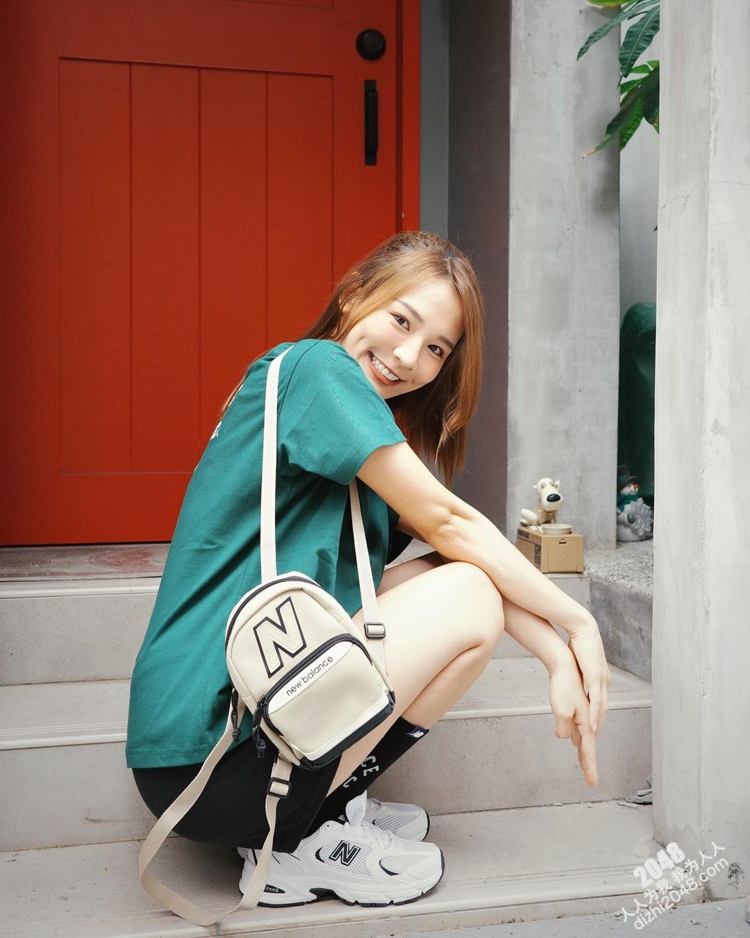 「林莎」全身上下散發出性感氣質 撩人招式不斷  (10P)