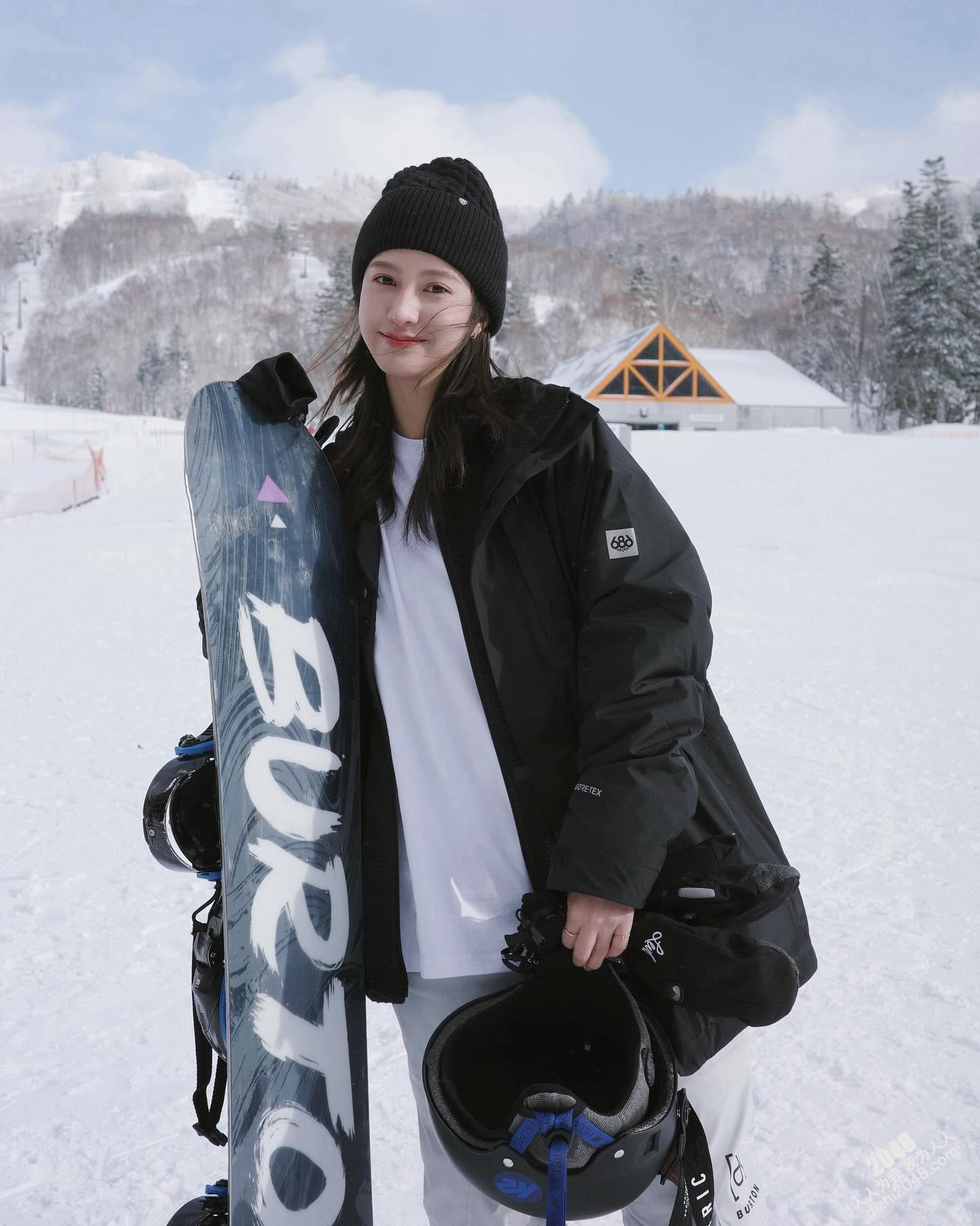 氣質美女「陳敬宣」臉蛋與身材兼具…極度誘惑你的心  (10P)